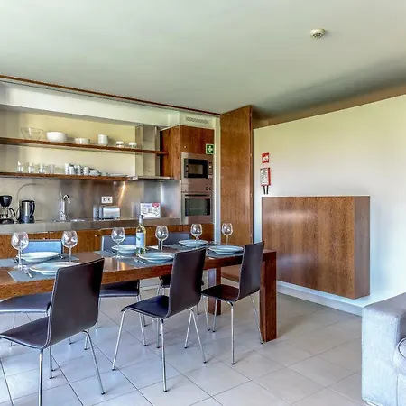 Flh Salgados Bright Daire Guia (Faro)